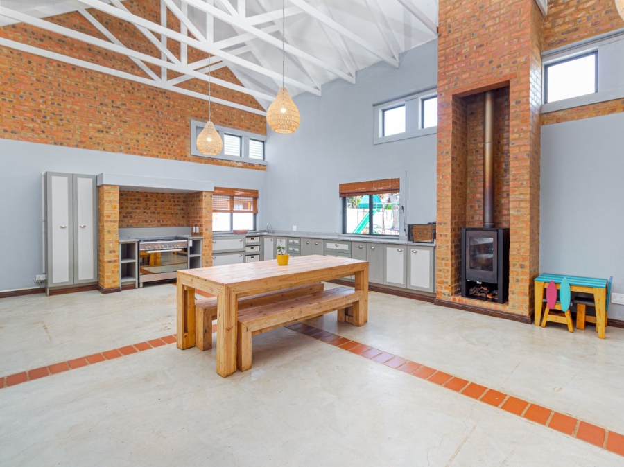 3 Bedroom Property for Sale in The Coves North West